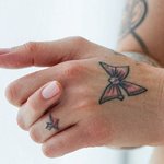 tatouage bague femme