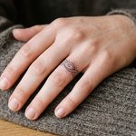 tatouage bague zazie