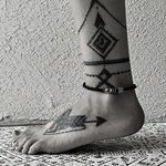 tatouage bracelet cheville