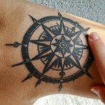 tatouage doigt prix