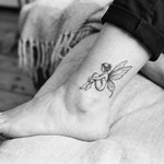 tatouage fée cheville